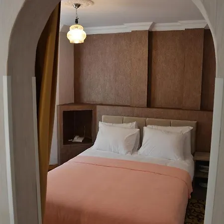 Alex Village Life Hotel *