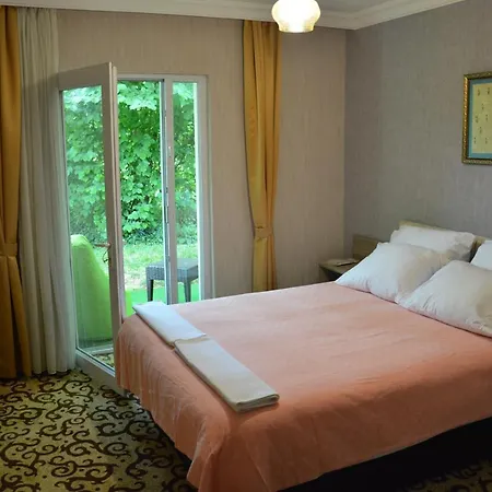 Hotel Alex Village Life